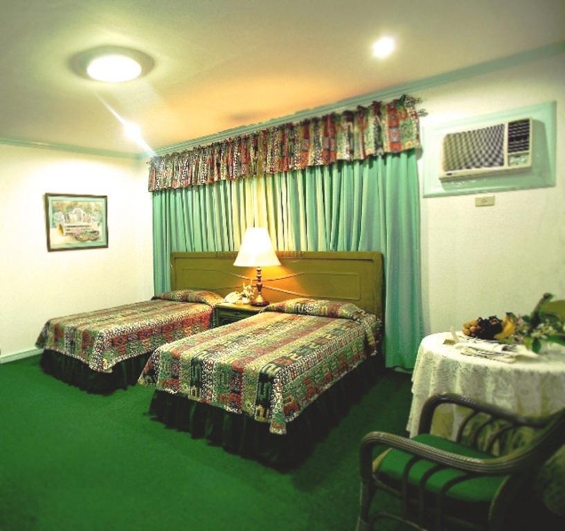 Villa Margarita Hotel Davao Habitación foto